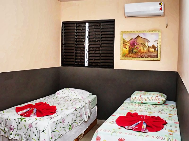 Quarto duplo — Duas camas de solteiro